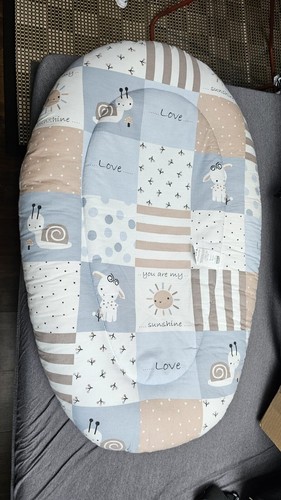 Babynest Julius Zöllner Babynest Kuschelnest NIDO Patch Blue Patchwork hellblau - Bild 2 von 3