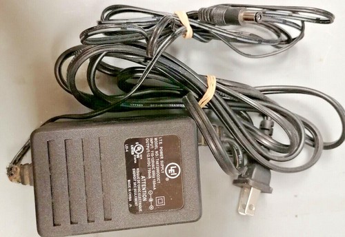 Motorola SB5101U Cable Modem With a 0LEI T481208OO3CT Power Supply 12.0VDC 750mA - Picture 9 of 11