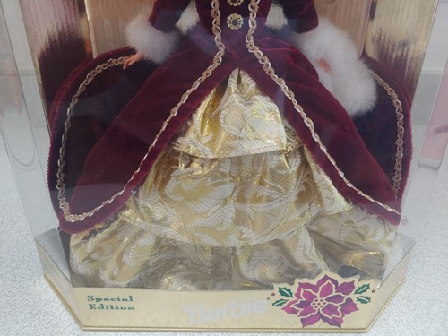 Barbie Doll Collectible - Special Edition Happy Holidays Barbie - NIB/NWT - KT - Picture 9 of 9