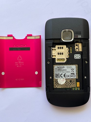 Original Nokia C3-00 - 55 MB - Pink color (Unlocked) - 第 3/4 張圖片