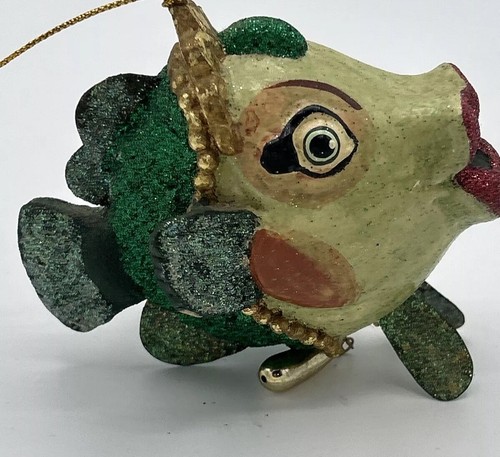 Vntg Katherine's Collection ~ Kissing Fish ~ Green with Tiara and Teardrop Bead - Picture 7 of 16