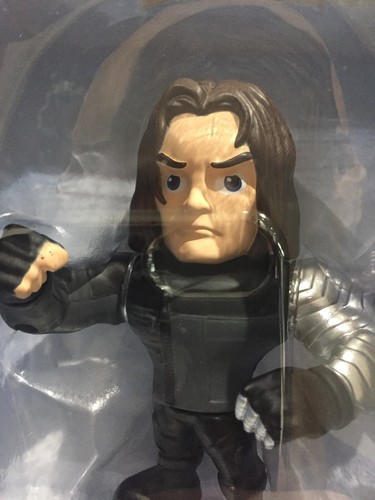 Figura Marvel Die Cast Capitán América Guerra Civil Soldado de Invierno M49 NUEVA - Imagen 3 de 7