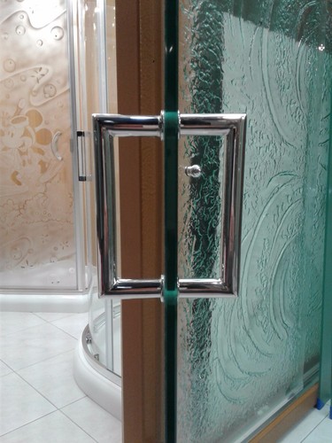 SHOWER DOOR HANDLES ( MITER HANDLES ). ALL FINISHES - Picture 4 of 5