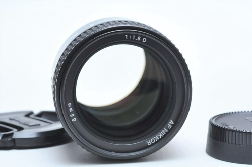 Nikon AF 85mm f/1.8D Portrait Lens 623332 - Picture 3 of 4