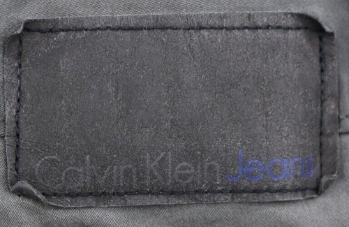 Pantalones Calvin Klein Delgados Rectos Elásticos Gris 5 Bolsillos Talla 33 (MSR 34x32) - Imagen 10 de 10