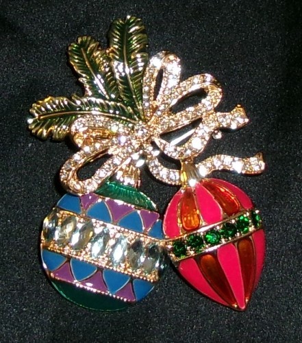 Monet Christmas Ornament Bow Brooch/Pin-Enamel Rhinestones-Signed Monet
