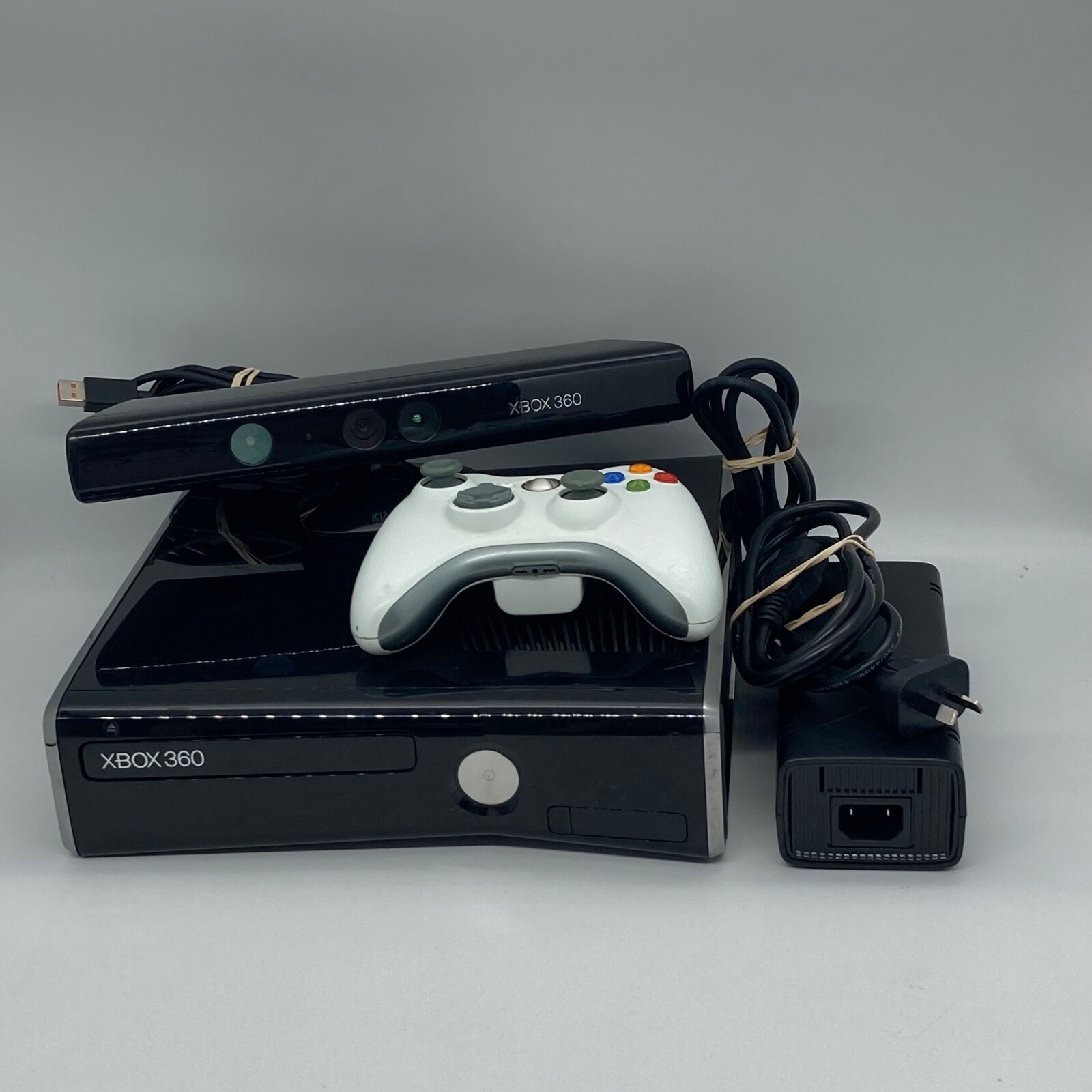 Microsoft Xbox 360 Slim - 250Gb Black Console (PAL) Fast