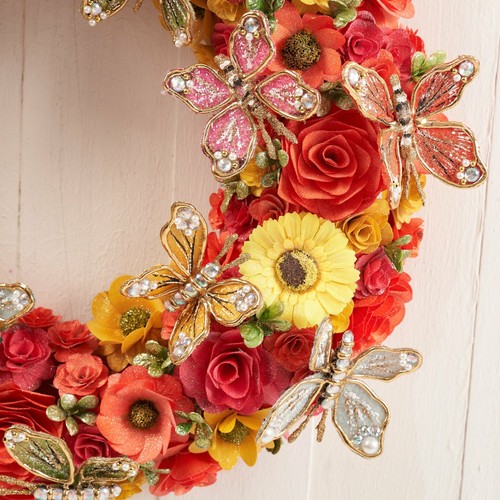 21" Wood Curl Flower Wreath with Butterly - Picture 2 of 3