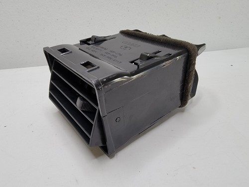 87-90 Nissan Sentra Dash Air Vent No Trim Center Side Vent OEM Plastic 5116-100 - Picture 10 of 13