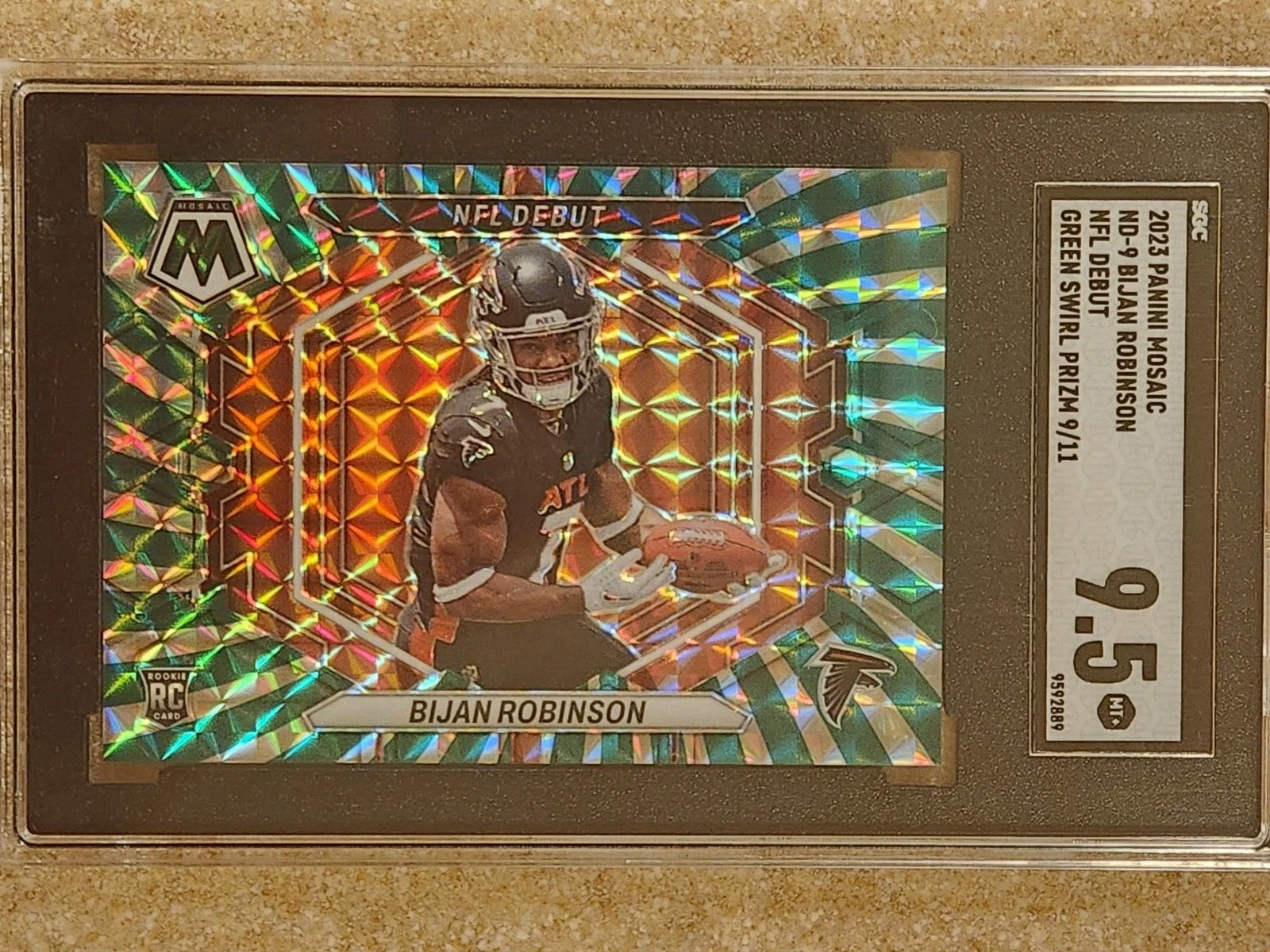 Bijan Robinson Panini Mosaic NFL Debut #ND9 Green Swirl