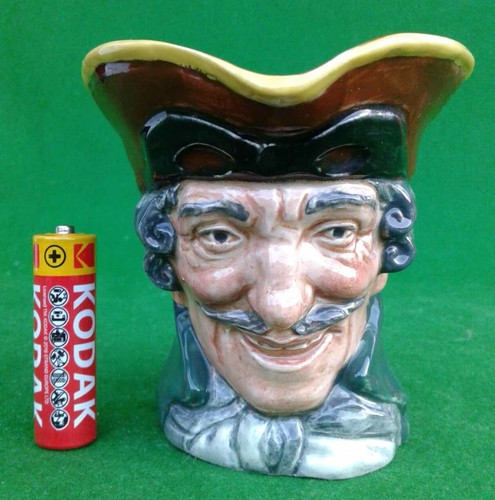 ROYAL DOULTON - SELECTION OF MEDIUM SIZED CHARACTER JUGS. - Picture 114 of 584