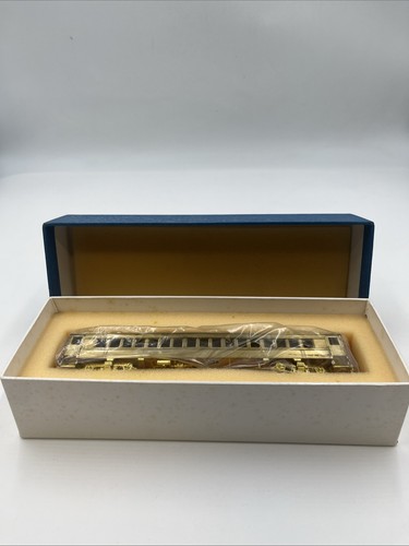 Brass Freight Railworks LTD Pennsylvania P-54 Coach- Woosung Brass Models - Picture 13 of 13