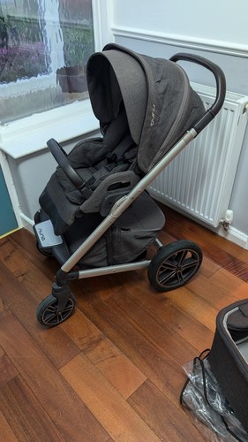 Nuna Pushchair Mixx And Carry Cot Set. Dark Mocha Grey - Picture 12 of 16