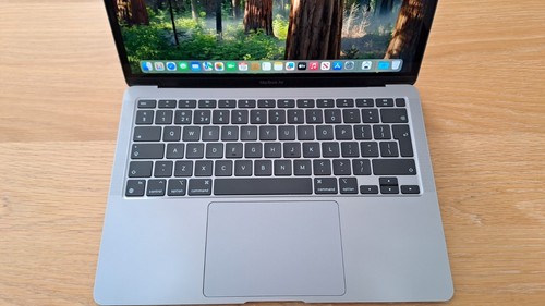 MacBook Air 13in M1 CHIP , 2020 256GB SSD 8GB RAM SN: C02GQ0AVQ6LR, MDM ENABLED - Afbeelding 14 van 24