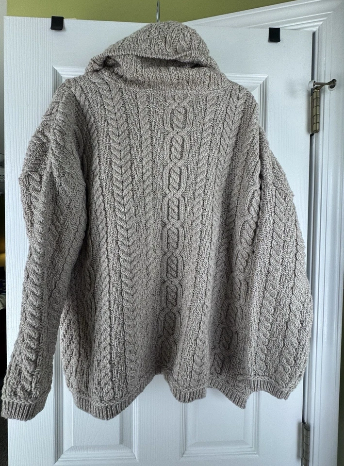 Suéter para mujer Aran Crafts Ireland tejido con cable lana merino cuello alto talla M/L Foto 2 de 4