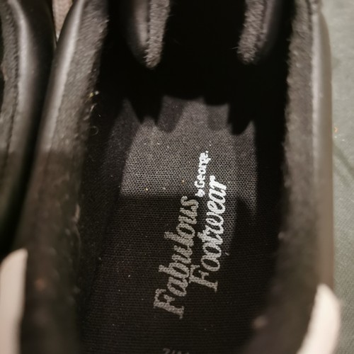 'Friends' F.r.i.e.n.d.s Trainers Shoes Black size 7 Fabulous Footwear by George - Picture 17 of 20