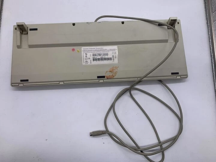 Vintage Compaq RT101 Key Enhanced PS/2 Wired Keyboard | TESTED - Image 4 of 4