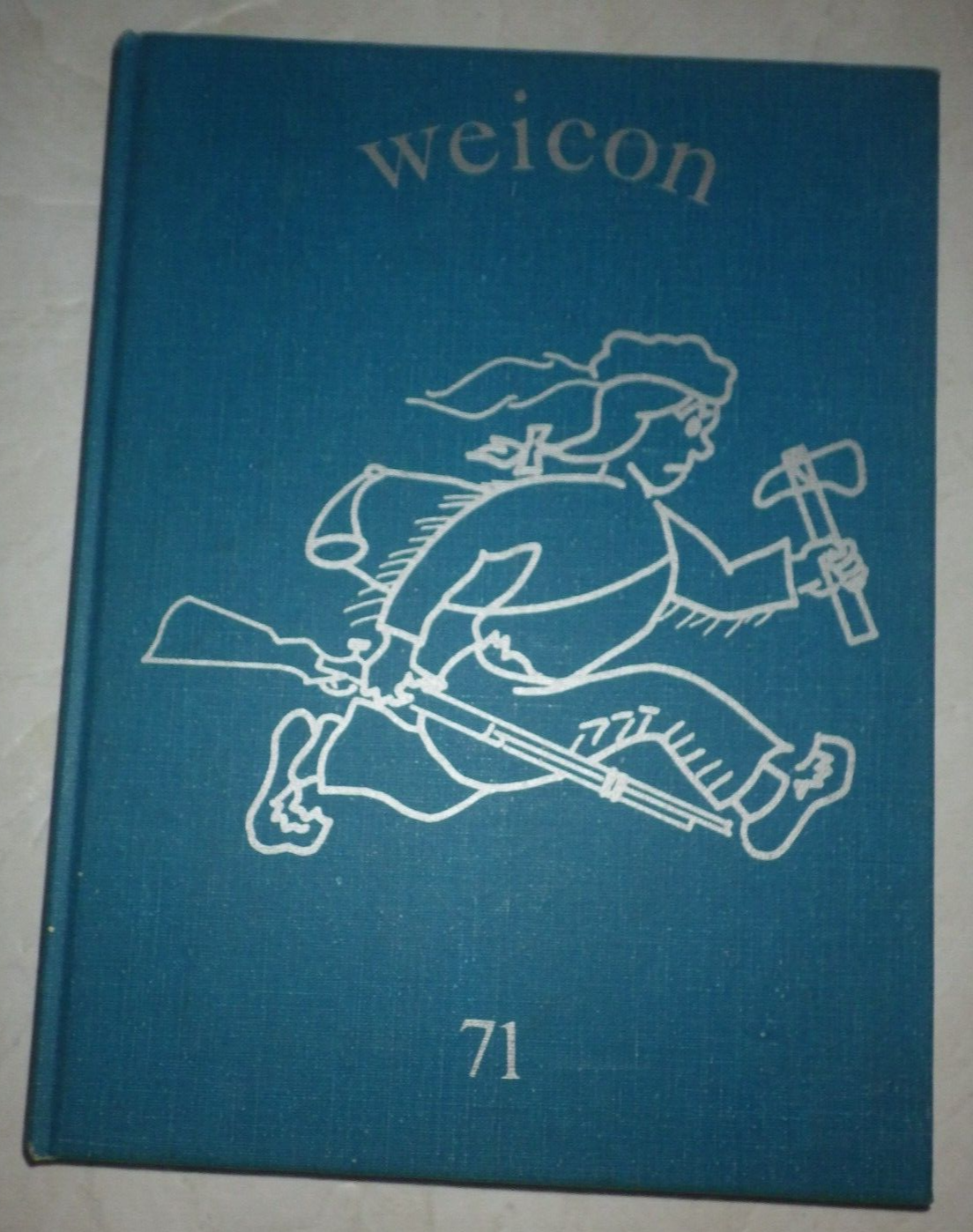 Foto 1 di 7