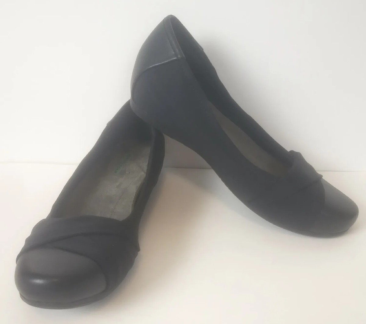 Baretraps mitsy memory deals foam hidden wedge flats