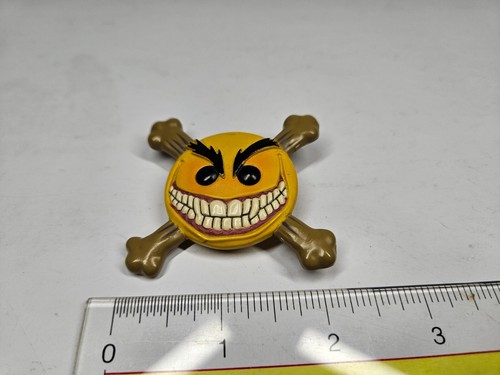 CHAOS! COMICS 1998 "SMILEY THE PSYCHOTIC BUTTON" PIN-ON BUTTON 2-1/4" - Picture 4 of 4