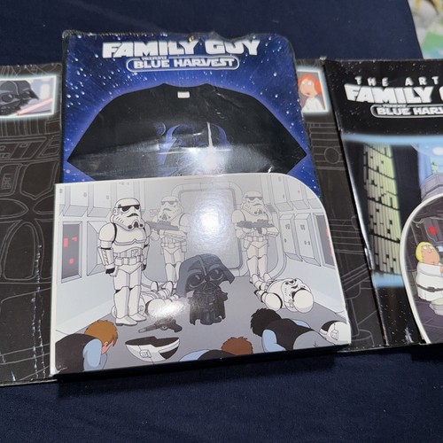 Family Guy Blue Harvest DVD Collectors Box Set DVDs Booklet 3D Glasses D8 - Picture 4 of 4