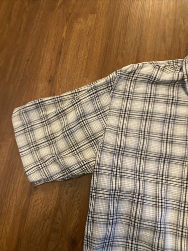 Manga Corta FUBU Grande Abotonada Vintage Rayas - Imagen 5 de 5