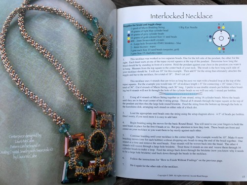 More Necklaces Braided on the Kumihimo Disk by Karen DeSousa Instructions - Imagen 4 de 8