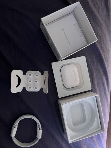 2022 Apple AirPods Pro (2nd Generation) with MagSafe Charging Case White - Picture 6 of 8