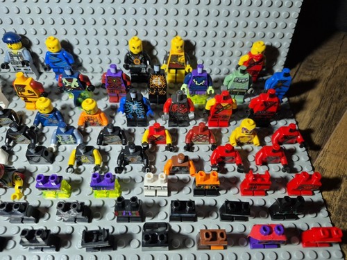Lego Ninjago Minifigure 270 + Lot Helmets Hats Scarfs Incomplete Parts Pieces - Picture 6 of 24