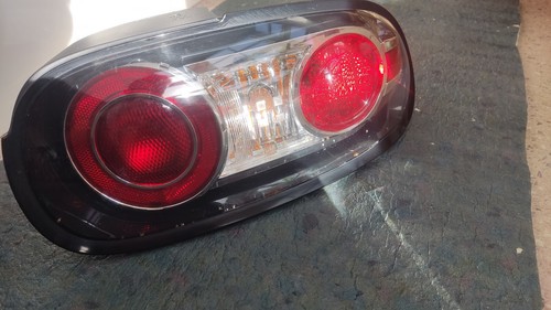Mazda MX-5 MK3 GENUINE Rear Tail Light Taillight Right Driver Side NF79-51150 - Picture 8 of 10