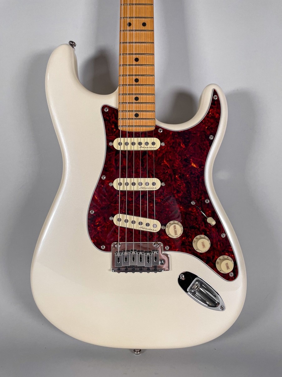 ギター FENDER PlayerPlusStratocasterOlympicPear Fender Player II Modified Stratocaster - Olympic Pearl