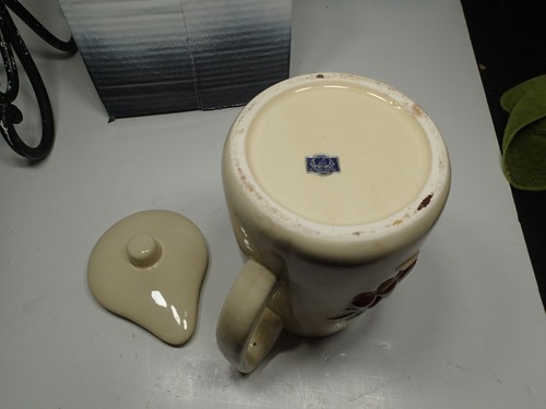 Vintage Royal Sealy Japan Coffee Pot Storage Decorative Fruits with Lid No chips - Picture 5 of 6