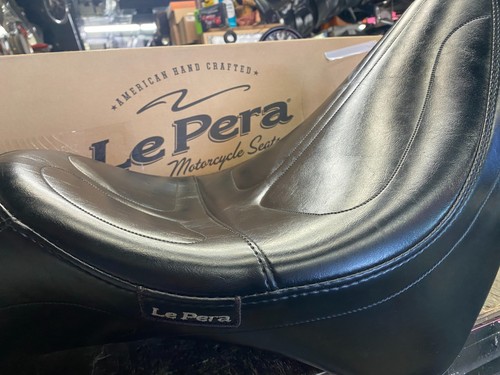 Siège jambes longues Lepera Maverick Daddy Harley Softail Heritage 00-17 Extended Reac - Photo 7 sur 13