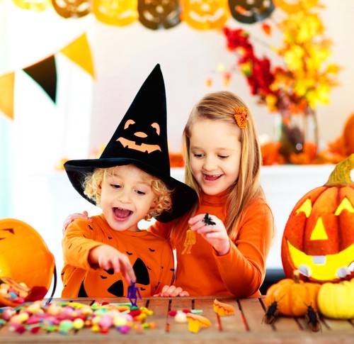 Halloween Party Gefälligkeiten 92 STCK. Bulk Spielzeug Sortiment Eimer Füller Pinata Spielzeug - Bild 8 von 9