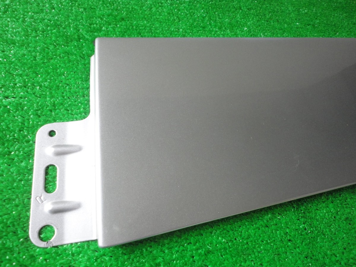 TOYOTA NOAH VOXY AZR60G Genuine Sliding Door Center Rail Cover