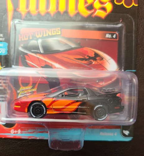 (1) Johnny Lightning 1993 Pontiac Firebird T/Am Black/Red w Orange Flames 1/64 - Picture 2 of 12