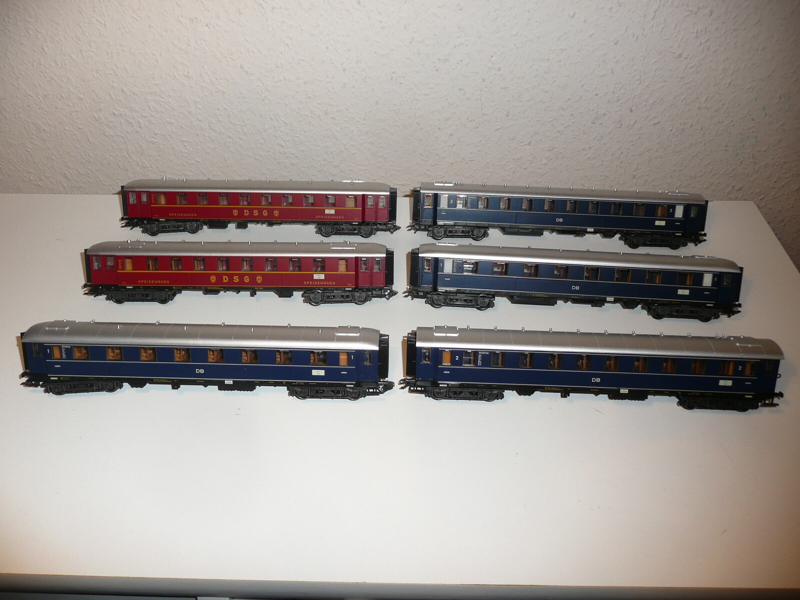 6 RheinGoldwagen von Märklin | Neueste Technologie
6 RheinGoldwagen von Märklin | Neueste Technologie