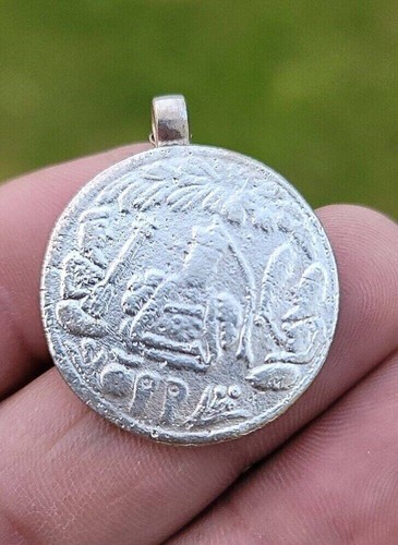 Sikh Guru Nanak Dev Silver Plated Coin pendant Sat kartar Locket thread PP25 - Picture 6 of 6