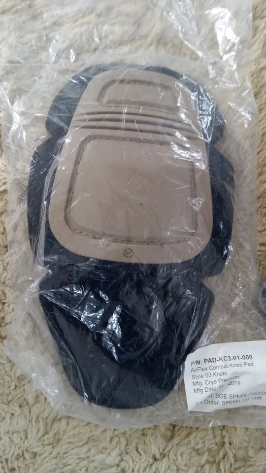 Juego de rodilleras de combate Crye Precision AirFlex caqui negro PAD-KC3-01-000 NUEVO EN CAJA - Imagen 4 de 4