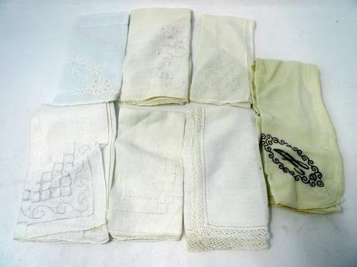 Lote De Colección De 7 Pañuelos Cuadrados Blancos Años 50 12" Bordados Recortados Crochet - Imagen 1 de 6