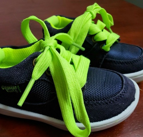 Baby boy shoes, Oshkosh, navy/lime green laces - Picture 2 of 4