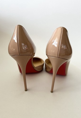Auth CHRISTIAN LOUBOUTIN Beige Patent Leather Iriza Pumps Size 39.5 - Picture 4 of 11