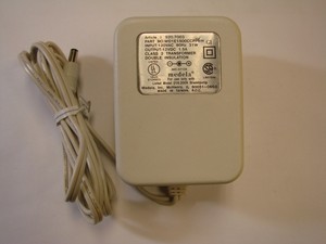 18W-60W AC à DC Convertisseur AC12V à DC12V 1.5A/2A/3A/5A AC-DC régulateur de tension 18W-60W AC à DC Convertisseur AC12V à DC12V 1.5A/2A/3A/5A AC-DC régulateur de tension
