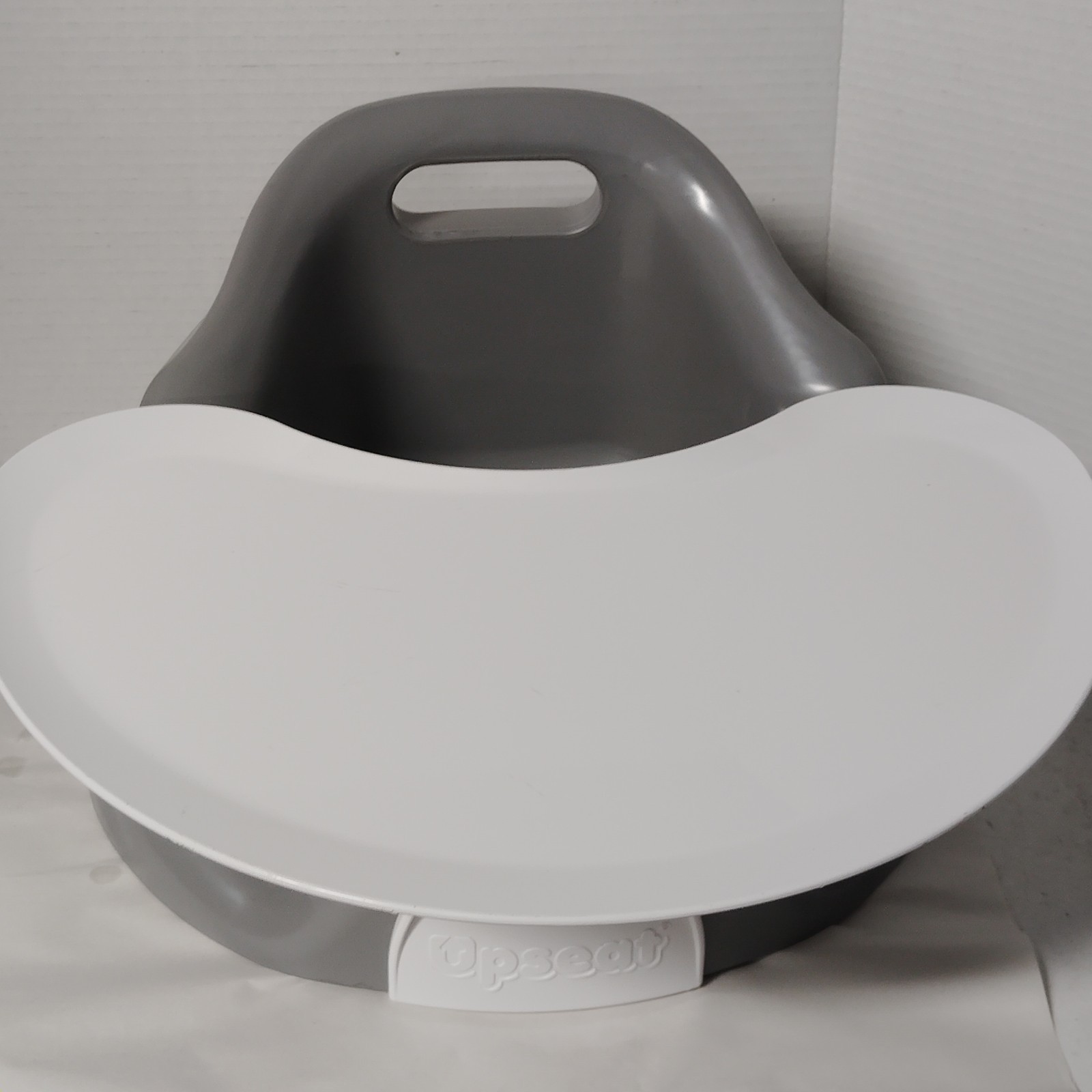 With Removable Tray No Straps