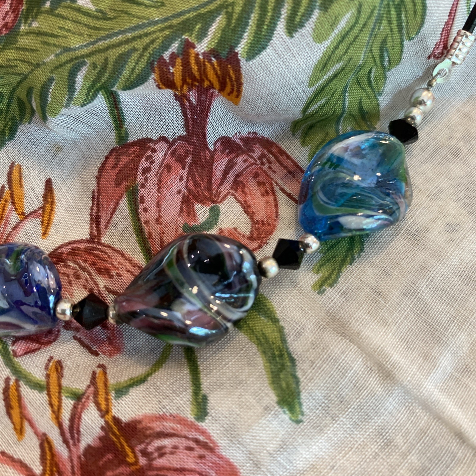 Picture 2 of 16