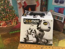 ZOOMER INTERACTIVE PUPPY REALIZE ACTING DOG LEARN TRICKS,RESPONDS TO COMMANDS