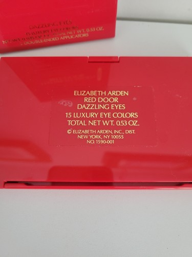 Elizabth Arden Red Door Dazzling Eyes Luxury Palette 15 Eye Colors New with Box - Picture 7 of 9
