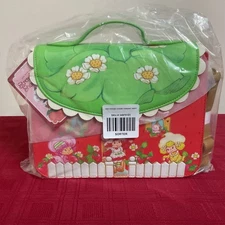 HER UNIVERSE STRAWBERRY SHORTCAKE HOUSE CROSSBODY BAG NWT!!! 🍓