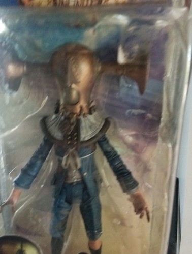 NECA Bioshock Infinite Boys of Silence MOC - RARE Has Little Crush On Packaging - Picture 8 of 9