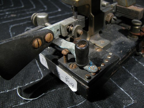 Electro Mfg. Clé télégraphique semi-automatique Co. "Electro-Bug" avec cale - Photo 13/24